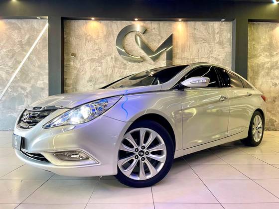 HYUNDAI SONATA 2.4 MPFI I4 16V 182CV GASOLINA 4P AUTOMÁTICO HYUNDAI SONATA 2.4 MPFI I4 16V 182CV GASOLINA 4P AUTOMÁTICO
